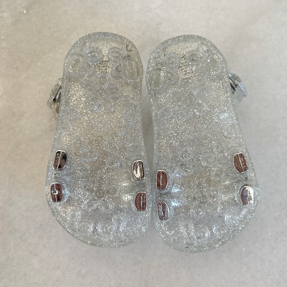 Baby Girls silver jelly sandals, size 5 - Picture 4 of 4